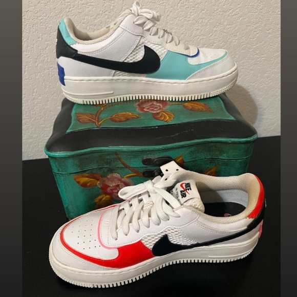 Nike Airforce 1 Multi Color Women’s Sz 9 w Nike chain attached Cute! - Picture 2 of 8